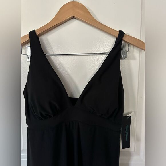 NWT Aqua Green Swimwear Black Swimsuit w/ Skirt Size Medium - Picture 2 of 12